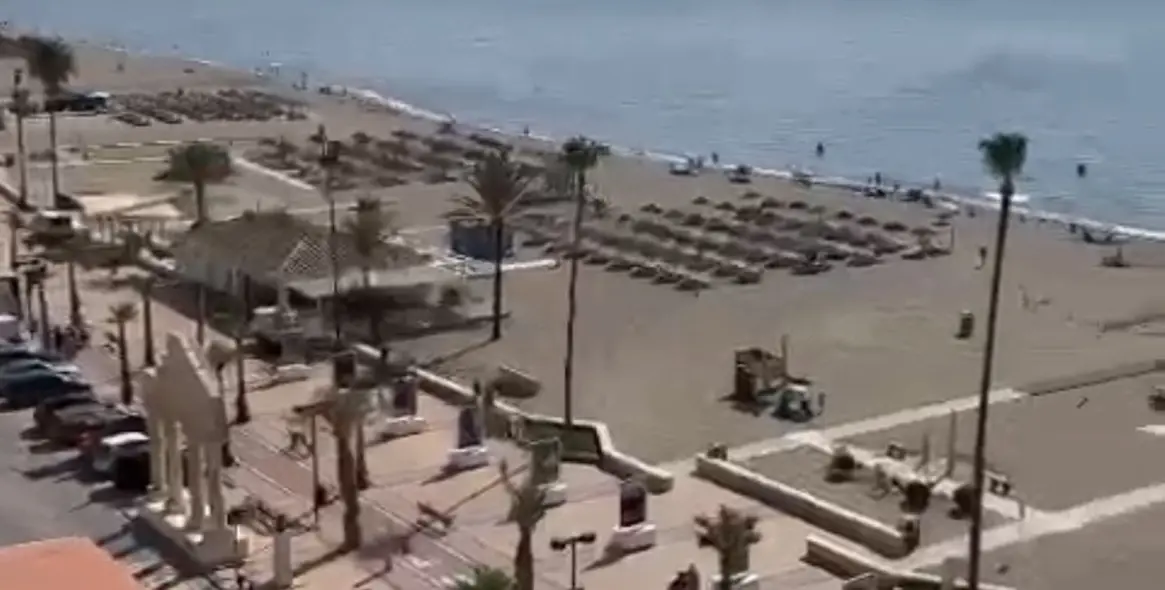 Sale of middle floor apartment in Los Boliches 5