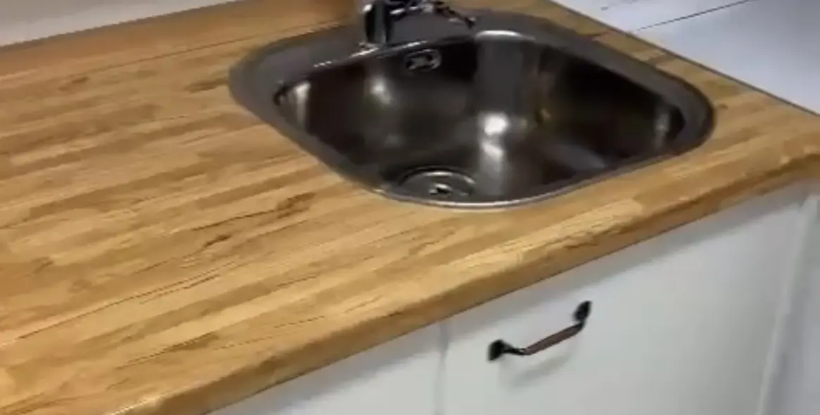 Sale of middle floor apartment in Los Boliches 6