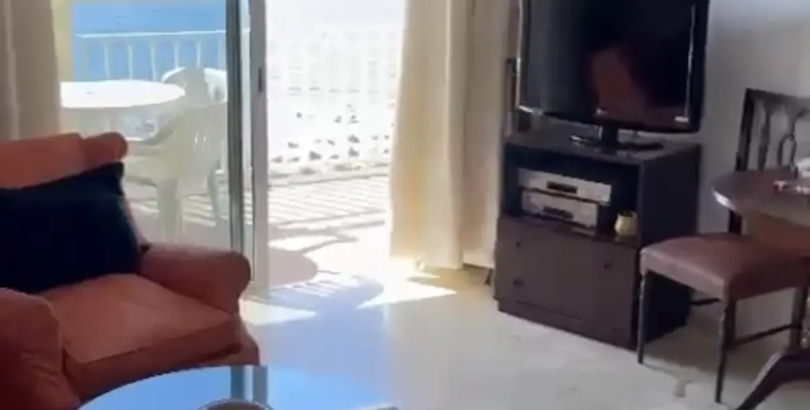 Sale of middle floor apartment in Los Boliches 10