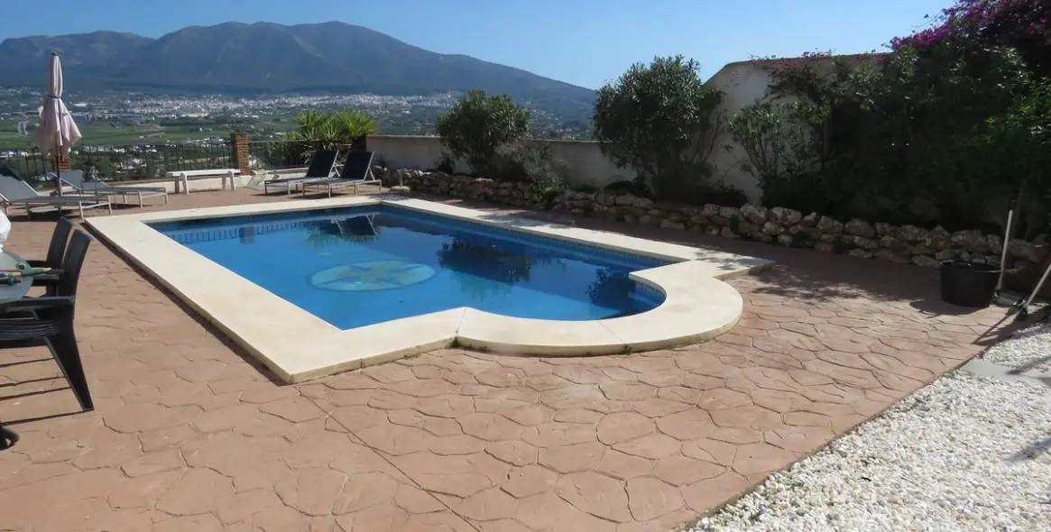 Продажа  отдельно стоящей виллы в Alhaurín el Grande 3