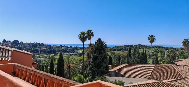 Sale of penthouse in Benahavís 0