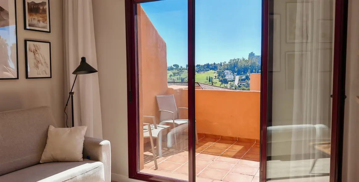 Sale of penthouse in Benahavís 4