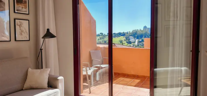 Sale of penthouse in Benahavís 3