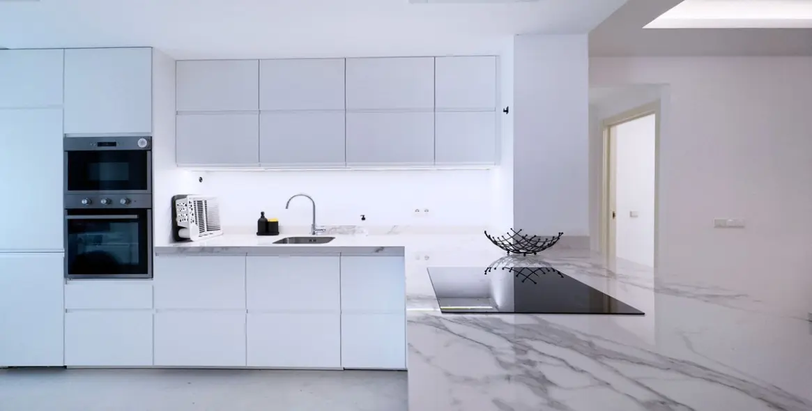 Sale of ground floor apartment in Nueva Andalucía 4