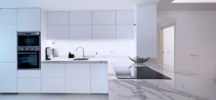 Venta de apartamento en planta baja en Nueva Andalucía 3