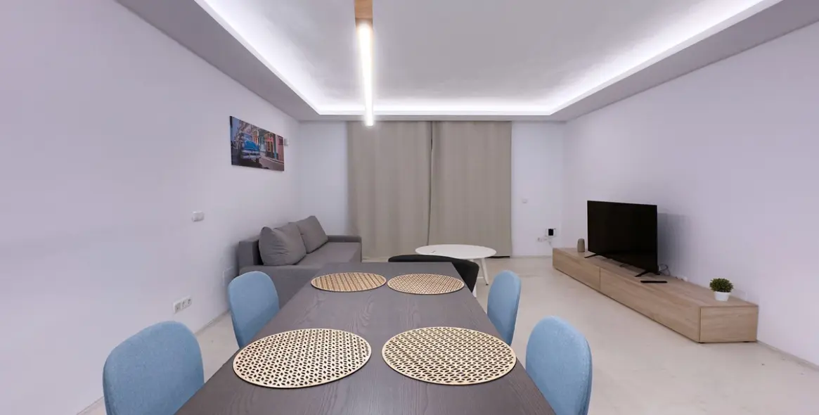 Sale of ground floor apartment in Nueva Andalucía 8