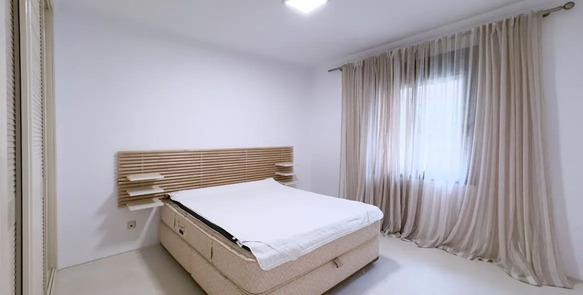 Sale of ground floor apartment in Nueva Andalucía 17