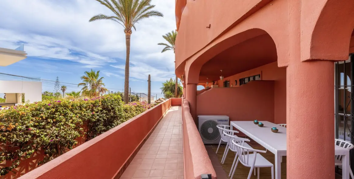 Sale of ground floor apartment in Marbella 5