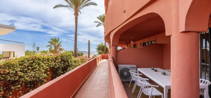 Venta de apartamento en planta baja en Marbella 4