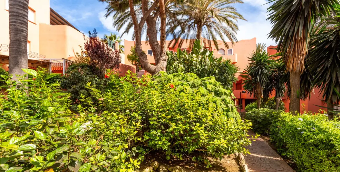 Продажа апартаментов на первом этаже в Marbella 28