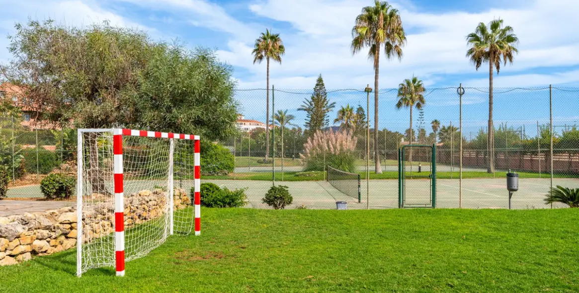 Продажа апартаментов на первом этаже в Marbella 32