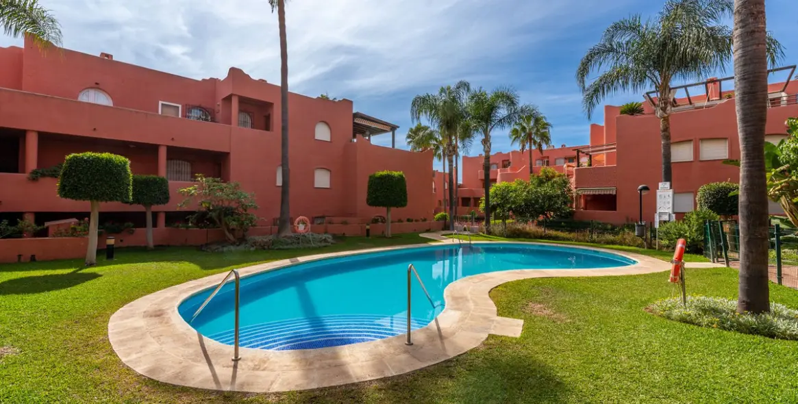 Продажа апартаментов на первом этаже в Marbella 34