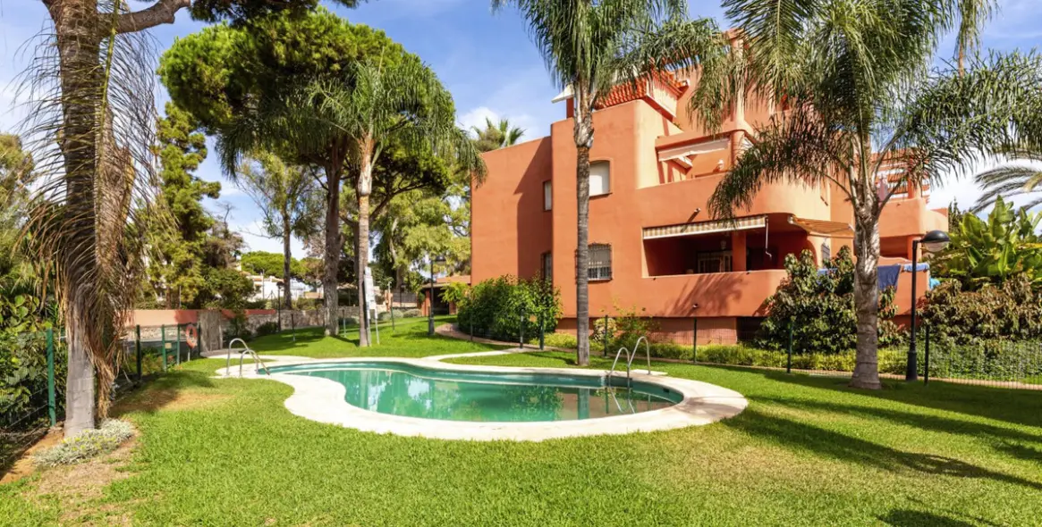 Продажа апартаментов на первом этаже в Marbella 36