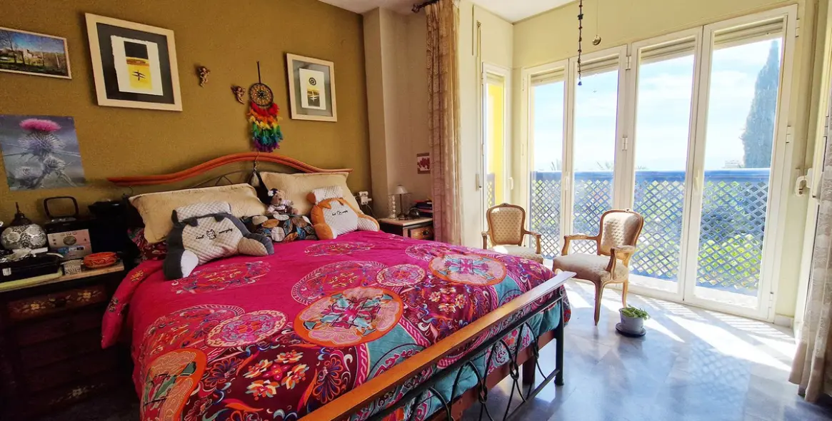 Sale of middle floor apartment in Arroyo de la Miel 15