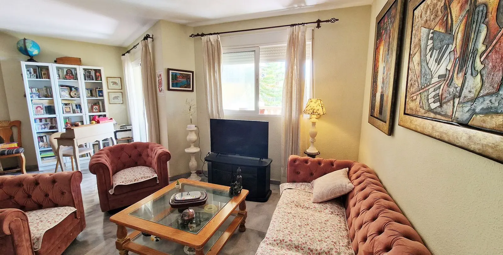 Venta de apartamento en planta media en Arroyo de la Miel 6