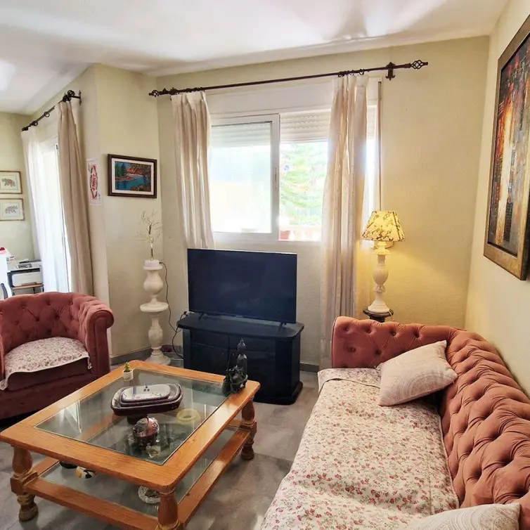 Sale of middle floor apartment in Arroyo de la Miel