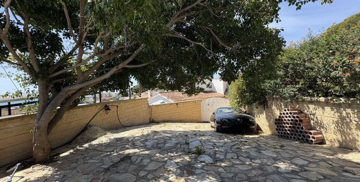 Продажа дома на две семьи в Torreblanca 3