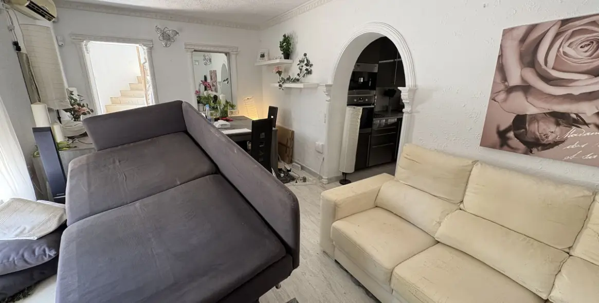 Продажа дома на две семьи в Torreblanca 17