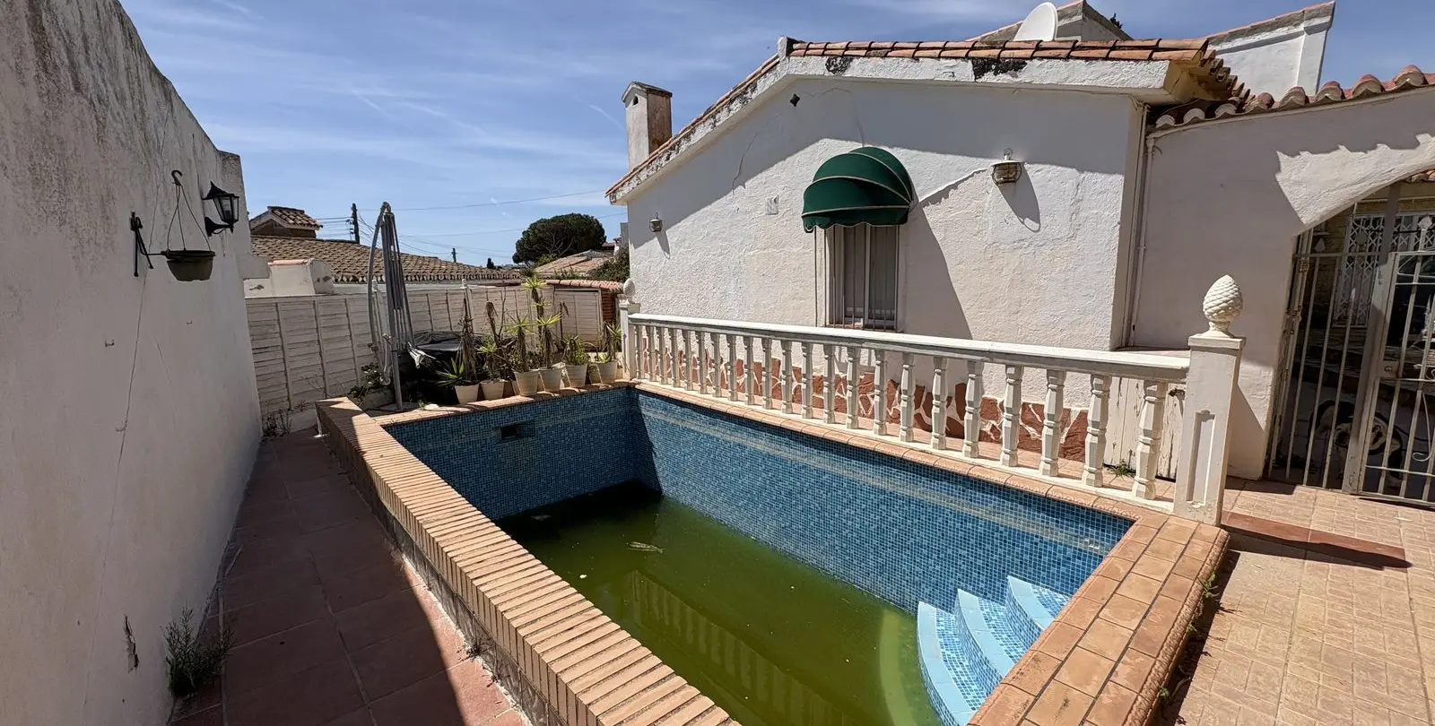 Sale of semi-detached house in Torreblanca 10