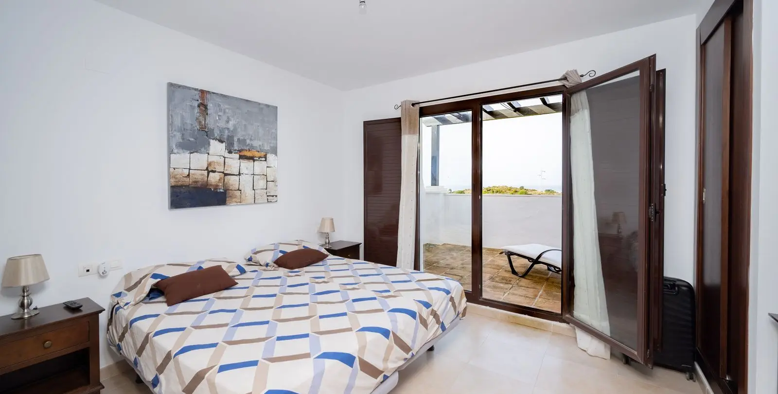 Sale of penthouse duplex in Altos de los Monteros 19