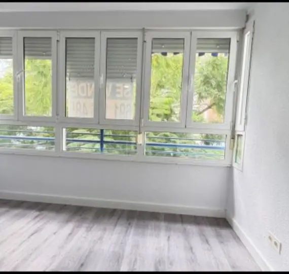 Продажа апартаментов на среднем этаже в Marbella