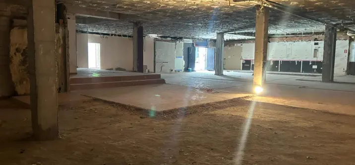 Commercial premises R5131426 1