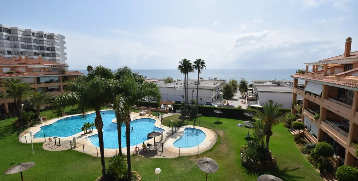 Sale of penthouse in La Cala de Mijas 1