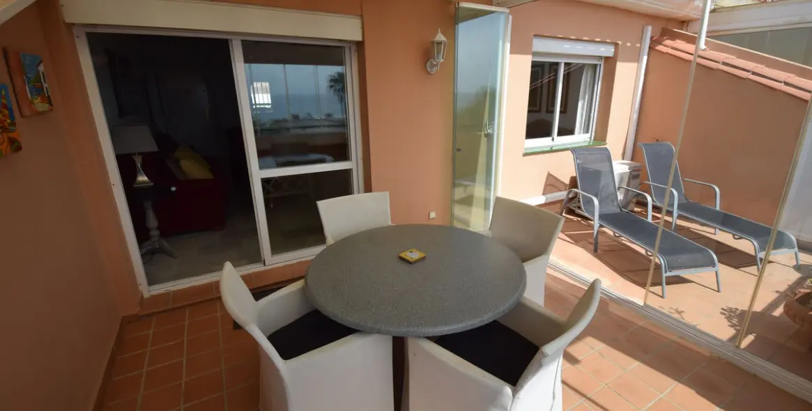 Sale of penthouse in La Cala de Mijas 3