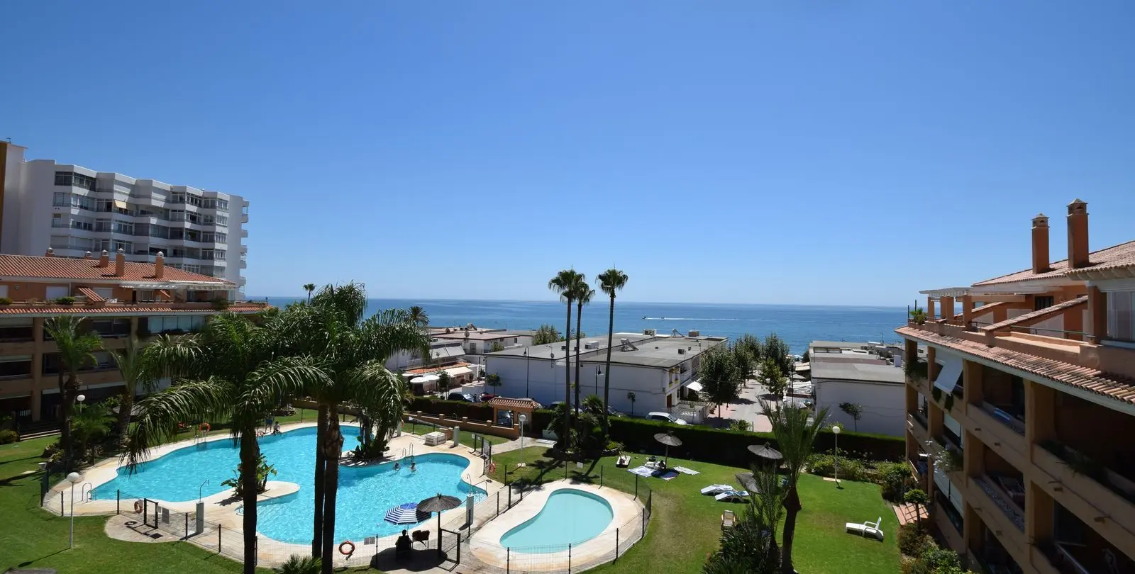 Sale of penthouse in La Cala de Mijas 1