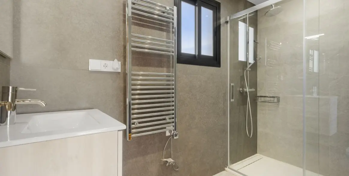 Venta de casa pareada en Calahonda 30