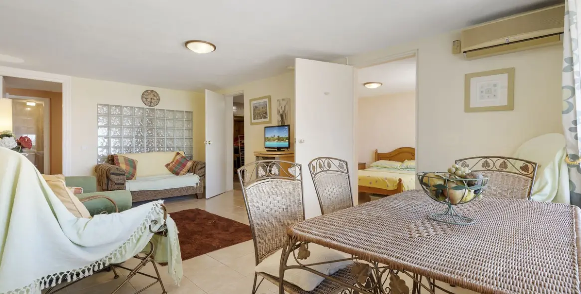 Venta de casa pareada en Calahonda 33