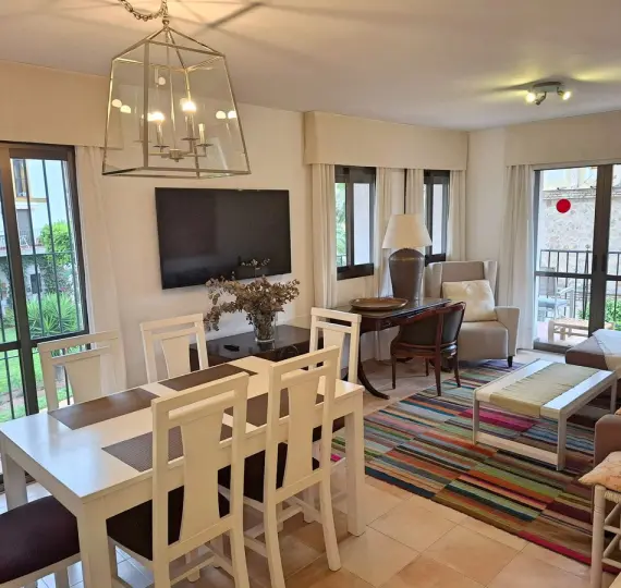 Sale of middle floor apartment in Fuengirola