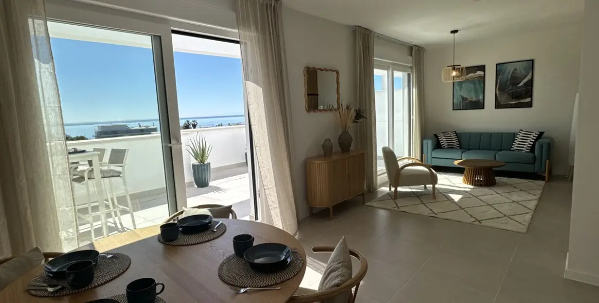 Sale of penthouse in Estepona 9