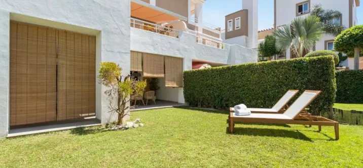 Venta de apartamento en planta baja en El Paraiso 3