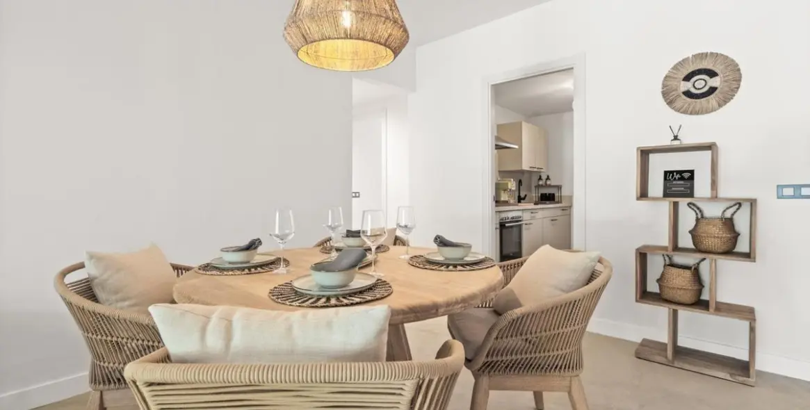 Sale of ground floor apartment in El Paraiso 19