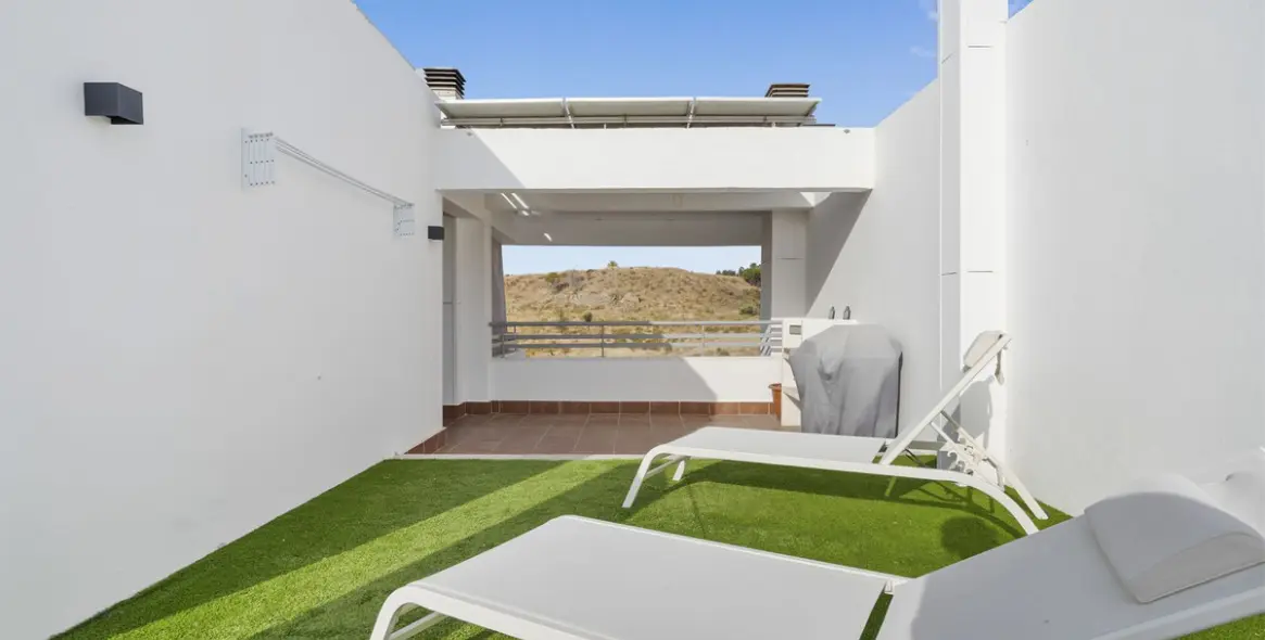 Venta de ático dúplex en La Cala de Mijas 30