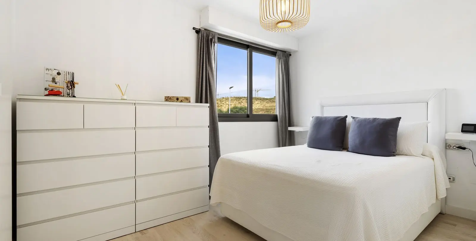 Sale of penthouse duplex in La Cala de Mijas 17