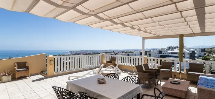 Penthouse R5168638 1