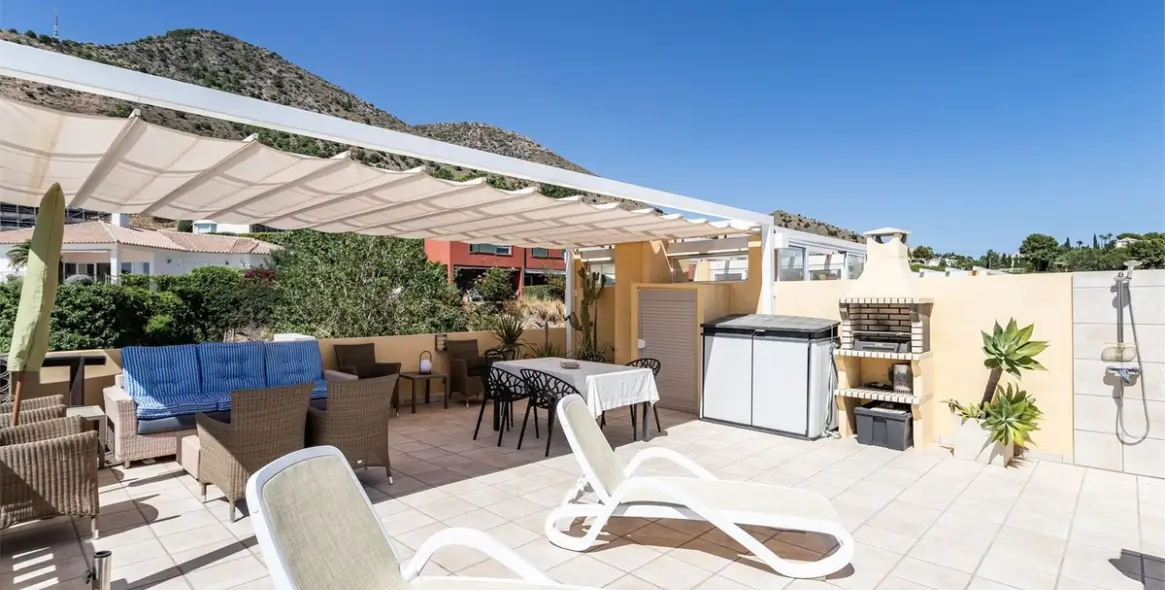 Продажа пентхауса в Higueron 21