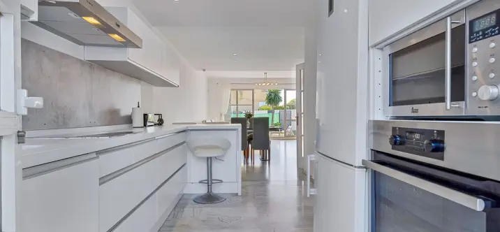 Продажа таунхауса в Calahonda 4