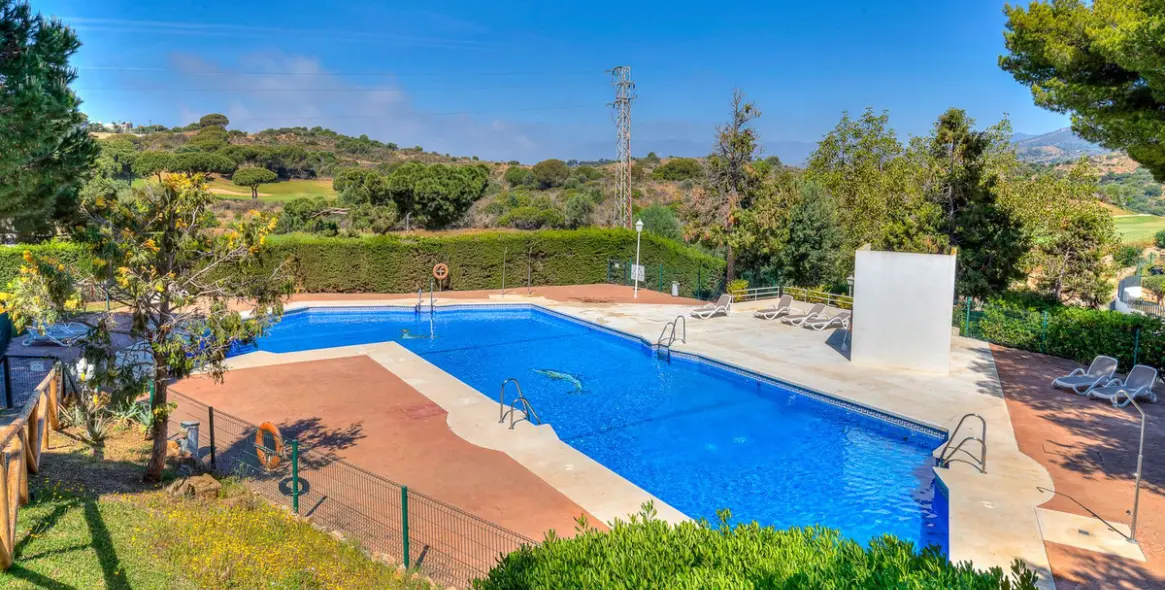 Продажа таунхауса в Calahonda 18