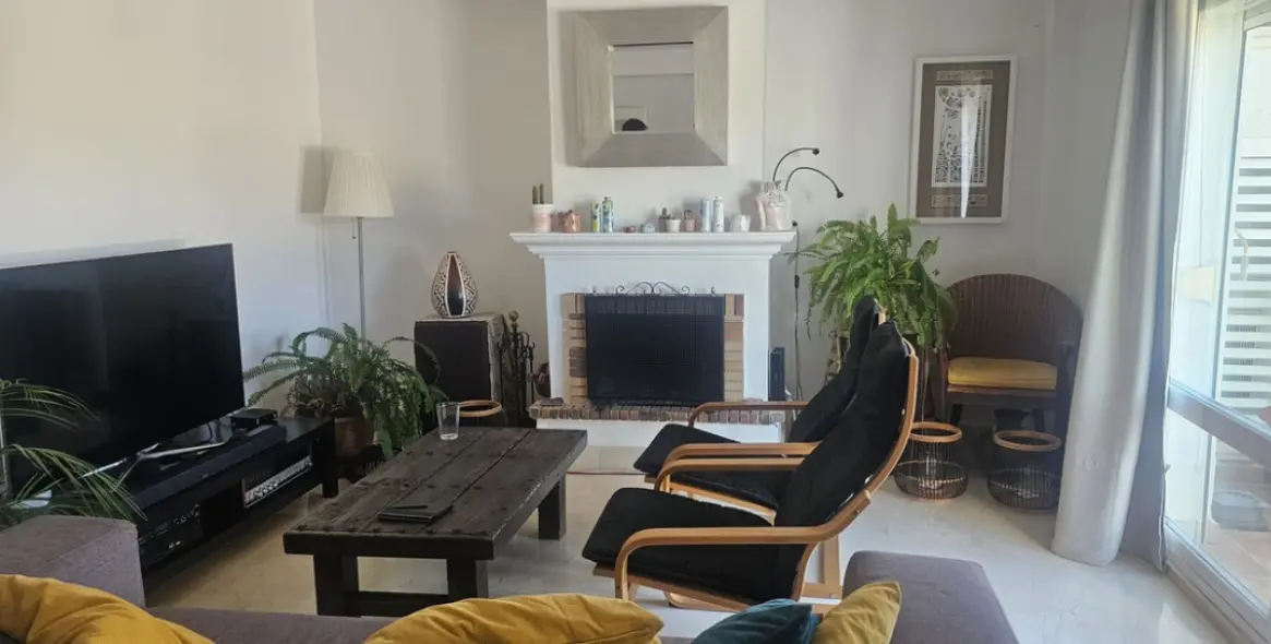 Sale of penthouse in Casares Playa 3