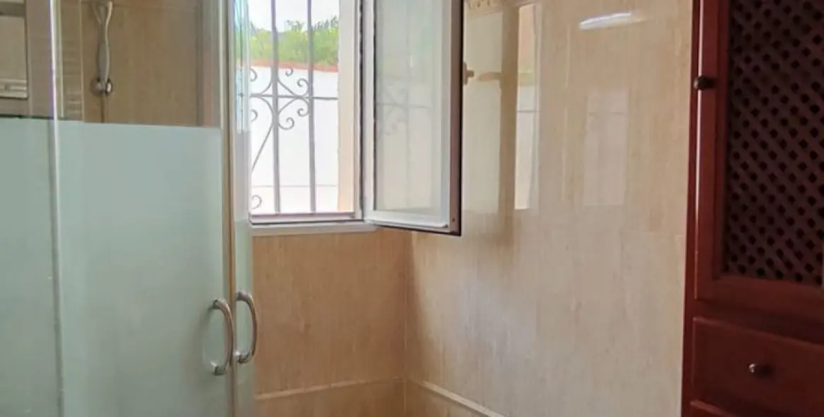 Продажа  отдельно стоящей виллы в Alhaurín de la Torre 21