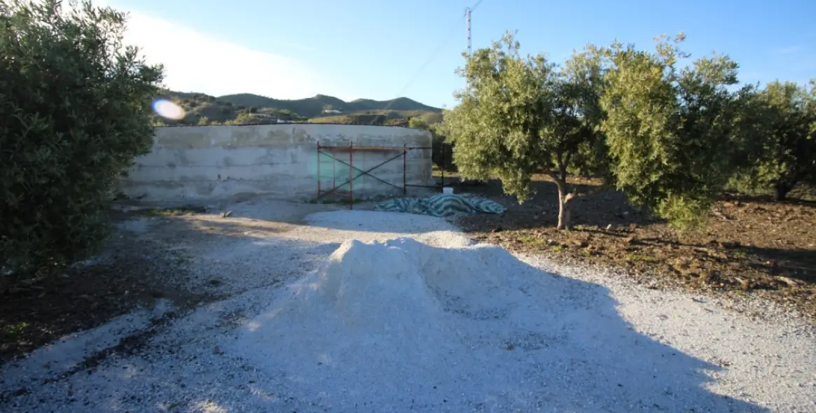 Продажа  жилого участка в Benajarafe 12