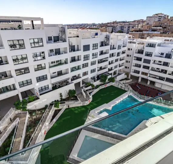 Sale of penthouse in Estepona
