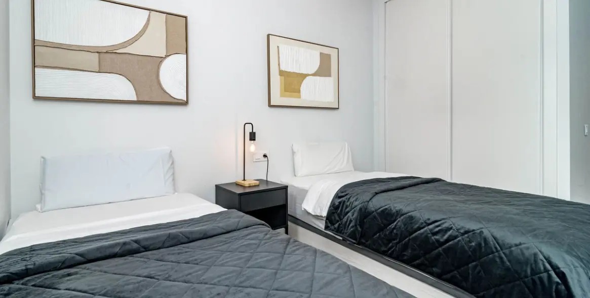 Sale of penthouse in Estepona 17