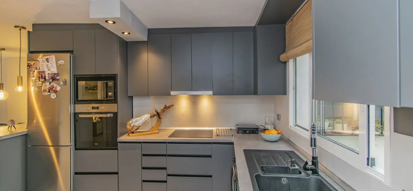 Sale of middle floor apartment in Marbella 3