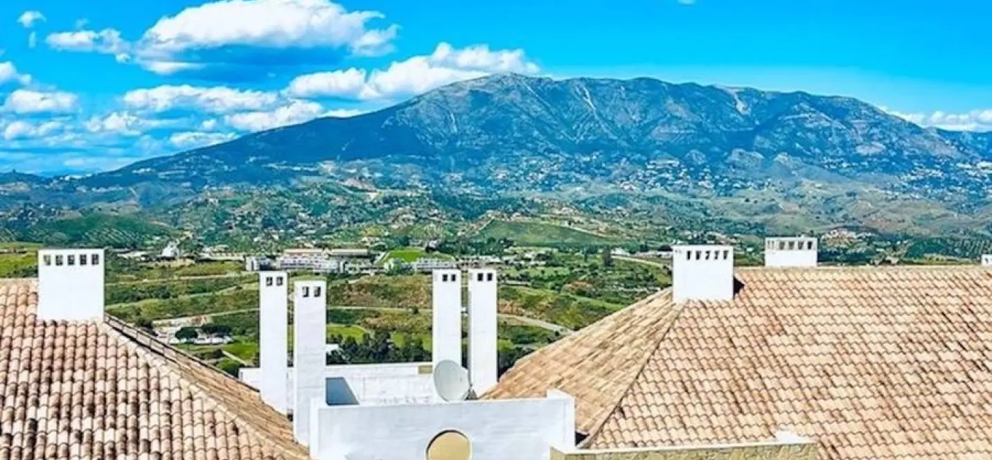 Sale of townhouse in La Cala Golf 3