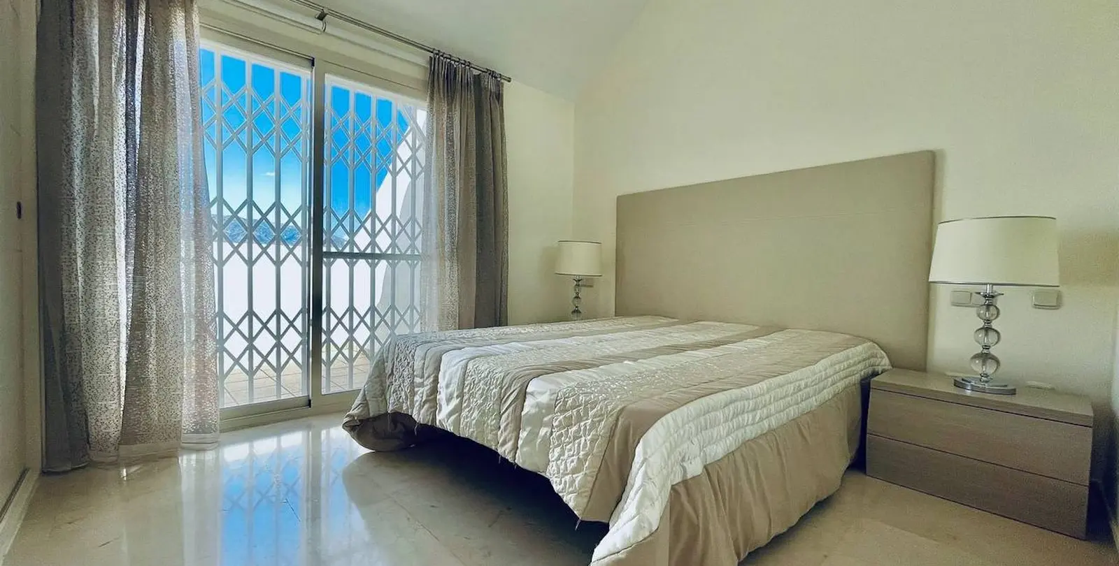 Venta de adosado en La Cala Golf 16