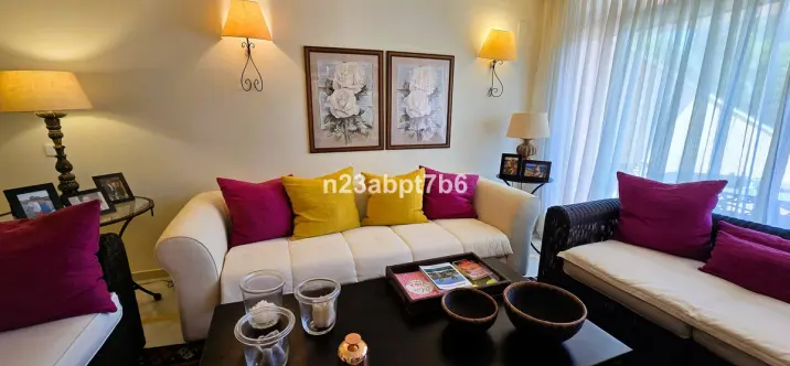 Sale of middle floor apartment in Nueva Andalucía 2